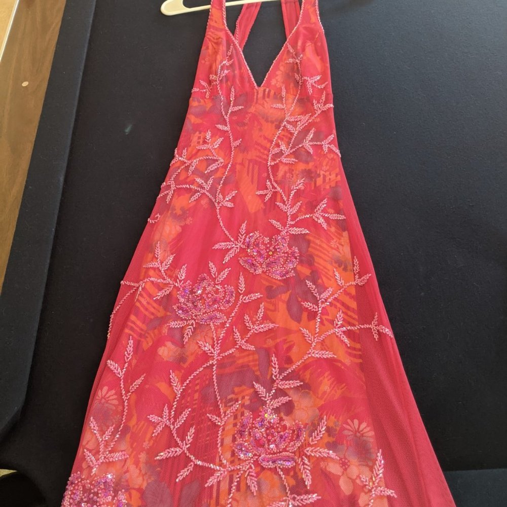 Prom dress - Picture 1 of 10